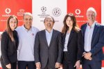 foto: Libertatea | Vodafone a incheiat un parteneriat cu UEFA ?i UC3 pentru a sus?ine viitorul fotbalului masculin ?i feminin