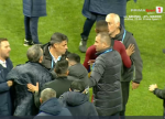 foto: GSP | Scandal dup? Petrolul - CFR! Neagoe ?i Mandorlini s-au imbrancit pe gazon, arbitrii au intervenit imediat