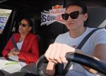 foto: GSP | Cristina Neagu și Connect-R dau o tură cu mașina prin București și descoperă ce au (...)