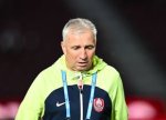 foto: GSP | Pleac? Louis Munteanu de la CFR? » Dan Petrescu s-a enervat ?i a dat r?spunsul pe loc: Nu a f?cut un antrenament cu (…)