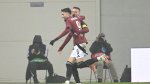 foto: Fanatik | Albion Rrahmani, cu tricoul Rapidului dup? golul inscris in Universitatea Craiova - Sparta Praga 1-2. Cine i l-a (…)