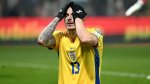 foto: Fanatik | Valentin Mih?il?, la p?mant dup? Bosnia - Romania 3-1: Imi asum!. Ce i?i repro?eaz? mijloca?ul