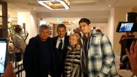 Familia Lucescu, protagonista celui mai emo?ionant moment la Super Gala Fanatik 2025. Cum a reac?ionat R?zvan cand (…)