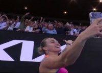 Sabalenka, victorie f?r? emo?ii in primul meci de la Melbourne » Moment inedit cu Federer