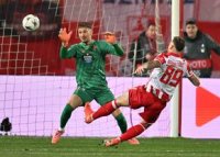 R?zvan Lucescu ?i Ionu? Radu deschid turul play-off-ului de calificare in 