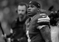 Doliu in fotbalul american: Juc?tor din NFL a murit la doar 25 de ani