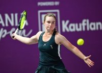Daria Snigur, una dintre revela?iile de la Transylvania Open, va lupta cu Sorana Cirstea pentru un loc in final?:&nbsp;(…)