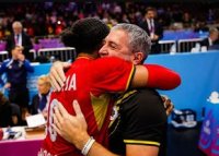 Antrenorul Angolei ?i al Gloriei Bistri?a i?i laud? juc?toarele: 