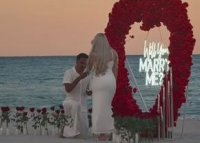 Starul din Superliga ?i-a cerut iubita in c?s?torie la Miami: 