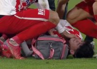 Accidentare-HORROR in UTA - FCSB! A ie?it de pe teren in lacrimi