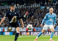 Inter ii aduce lui Chivu un inlocuitor pentru Dumfries, in ianuarie