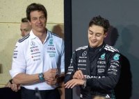 Au vandut 5% din Mercedes pentru o sum? uria??!