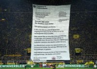 Scenografie unic?: scrisoarea ministrului de interne, transpus? pe o panz? uria??