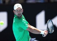 Novak Djokovic a mai trecut un tur la Australian Open ?i este la o victorie de o born? istoric?!