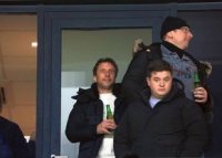 Mai ceva ca-n comediile lui Caragiale! Doi olandezi in Romania, dou? beri, 4 amenzi: 