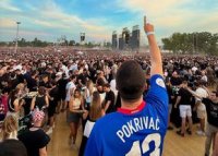 Portarul unui club de handbal din Serbia, dat afar? dup? ce a participat la concertul unui croat asociat cu mi?carea (…)