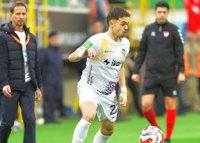 Dorin Rotariu ?i Denis Radu, umili?i de Galatasaray in Turcia