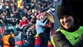 Mesajul misterios pe care Darius Olaru l-a transmis în timpul meciului FCSB – Feyenoord: „Ia zi, când plec?”. Exclusiv