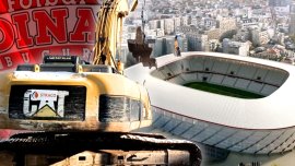 A început oficial demolarea stadionului Dinamo! Ce suveniruri ?i-au luat fanii de pe vechea aren? din ?tefan cel&nbsp;(…)