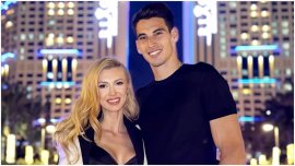 Andreea B?lan, încântat? de invita?iile de la nunta cu Victor Cornea. Modelul ales este unic ?i spectaculos