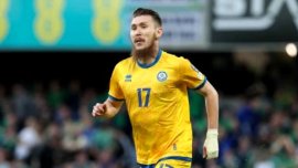 Premier? în Superliga României! Cu cine semneaz? fotbalistul care vine de la 5000 de kilometri distan??