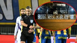 „Adun?tur? de mafio?i ?i ho?i!” Banner devastator afi?at la FRF dup? Petrolul – FC Arge? 2-1