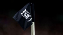 Tragedie în Anglia! A murit în timpul meciului ?i confruntarea a fost anulat?