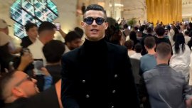 Cristiano Ronaldo a provocat isterie într-un mall din Dubai: „Imagina?i-v? asta la înmormântarea lui Jota”