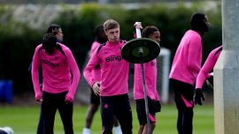 Cole Palmer a suferit cea mai stupid? accidentare posibil?! Starul lui Chelsea va rata meciurile cu Barcelona ?i Arsenal