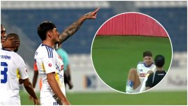 Imagini uluitoare la Al Arabi – Al-Gharafa! Juc?torii lui Cosmin Contra l-au „rupt” pe Florinel Coman, dup? ce&nbsp;(…)