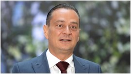 Video. Daniel B?lu?? ?i-a depus candidatura la Prim?ria Capitalei: ”Sunt încrez?tor c? la aceste alegeri oamenii vor (…)