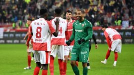 Haos total la na?ionala fotbalistului de la Dinamo! Selec?ionerul demis sus?ine c? e înc? în func?ie ?i a anun?at (…)