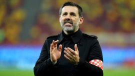 Sezonul în care Dinamo a reu?it s? se ridice la nivelul FCSB! Kopic, încântat de parcursul „câinilor”: „Nu doar&nbsp;(…)