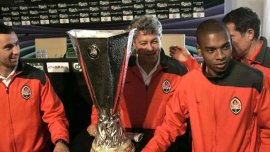 Favoritul lui Mircea Lucescu, al?turi de care a câ?tigat 14 trofee, s-a retras din fotbal: „Gata, am obosit, sunt (…)