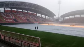 Cum î?i protejeaz? ar?denii gazonul pentru meciul cu Rapid: 5.000 de euro zilnic! Meteorologii anun?? zile cu ger&nbsp;(…)