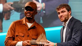 Here we go! Cine este Fabrizio Romano, omul care anun?? cele mai tari transferuri din fotbal