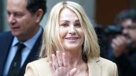 Nadia Com?neci a împlinit 64 de ani ?i a cântat „Trandafir de la Moldova” pe Instagram