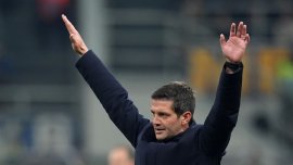 Presa din Italia, la picioarele lui Cristi Chivu dup? Genoa – Inter 1-2: „Zboar? pe primul loc”. Nota primit? de român