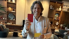 Urs Meier, fost mare arbitru elve?ian, „co?marul” tricolorilor la Copenhaga: „Cumnatul meu se iube?te cu o românc?. (…)