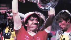 Tragedie în ziua de Cr?ciun! „Picasso al fotbalului”, eroul unei finale de Cupa Campionilor, a murit la 72 de ani