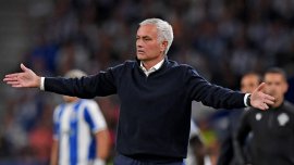 Jose Mourinho, confruntat de suporterii Benfic?i la baza de antrenament! Ce a urmat