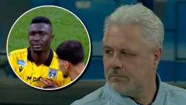 A p?r?sit terenul în lacrimi în meciul Al Taawon – Al Okhdood, chiar sub ochii lui Marius ?umudic?! Ce s-a întâmplat&nbsp;(…)