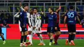 A r?bufnit la adresa juc?torului lui Chivu dup? Inter – Juventus: „Cascador! Trebuie f?cut? o anchet?!”