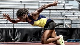 Campioana olimpic? a ajuns la sap? de lemn. A semnat un contract de 200.000 de euro, dar acum e pl?tit? cu 12 euro&nbsp;(…)