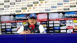 Leo Grozavu ?ocheaz? la conferin?? dup? FC Boto?ani – Rapid 0-0: „Acesta e obiectivul. Nu sunt nici profet, nici (…)