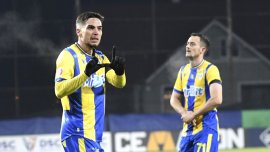 De la ce au pornit incidentele dup? meciul CFR Cluj-Petrolul! Gestul care a inflamat tribunele din Gruia