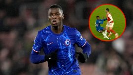 Derby-ul Chelsea – Arsenal, umbrit de o intrare criminal?! Arbitrul n-a stat la discu?ii ?i i-a ar?tat direct (…)