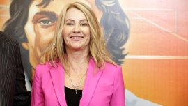 La aproape 50 de ani de când a ob?inut primul 10 perfect, Nadia Com?neci, regina de aur a gimnasticii mondiale, a (…)