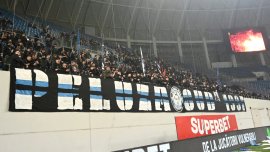 Ultra?ii din Peluza Sud Craiova, gest uluitor în seara în care rivala din ora? o întâlnea pe O?elul în SuperLiga! Ce&nbsp;(…)