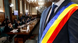 De ce nu sunt eliminate pensiile speciale ale primarilor. Adev?rul din spatele deciziei politice